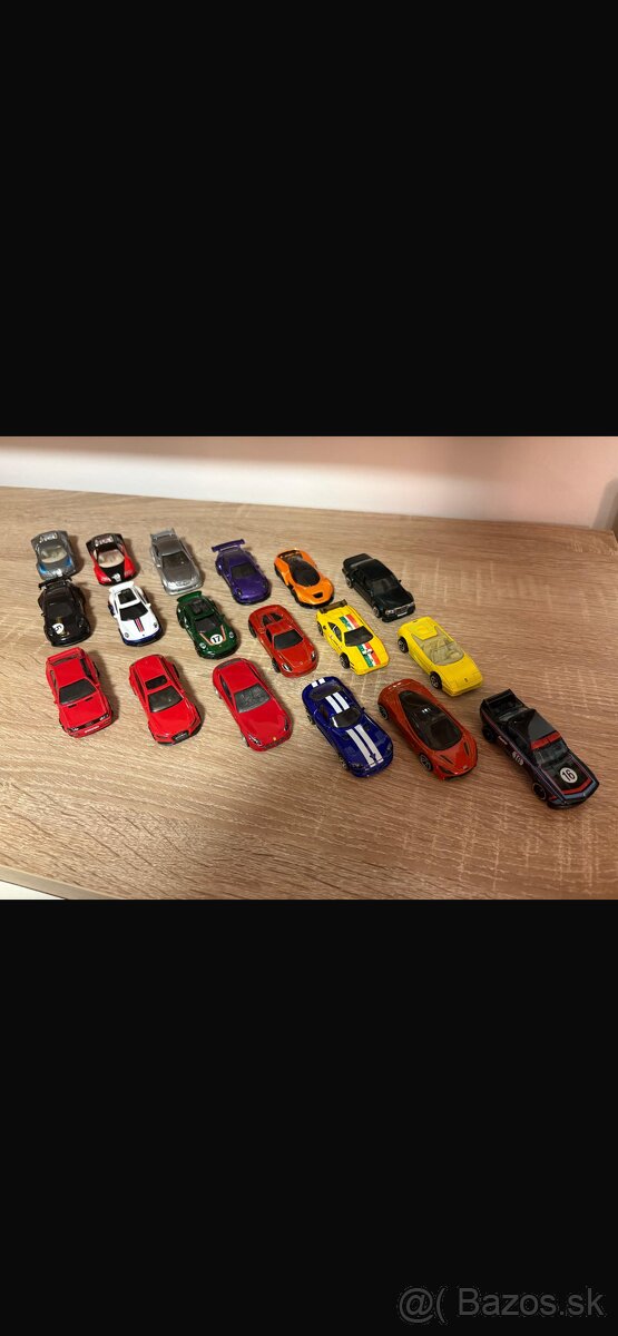 Predám zbierku Hot wheels - 3