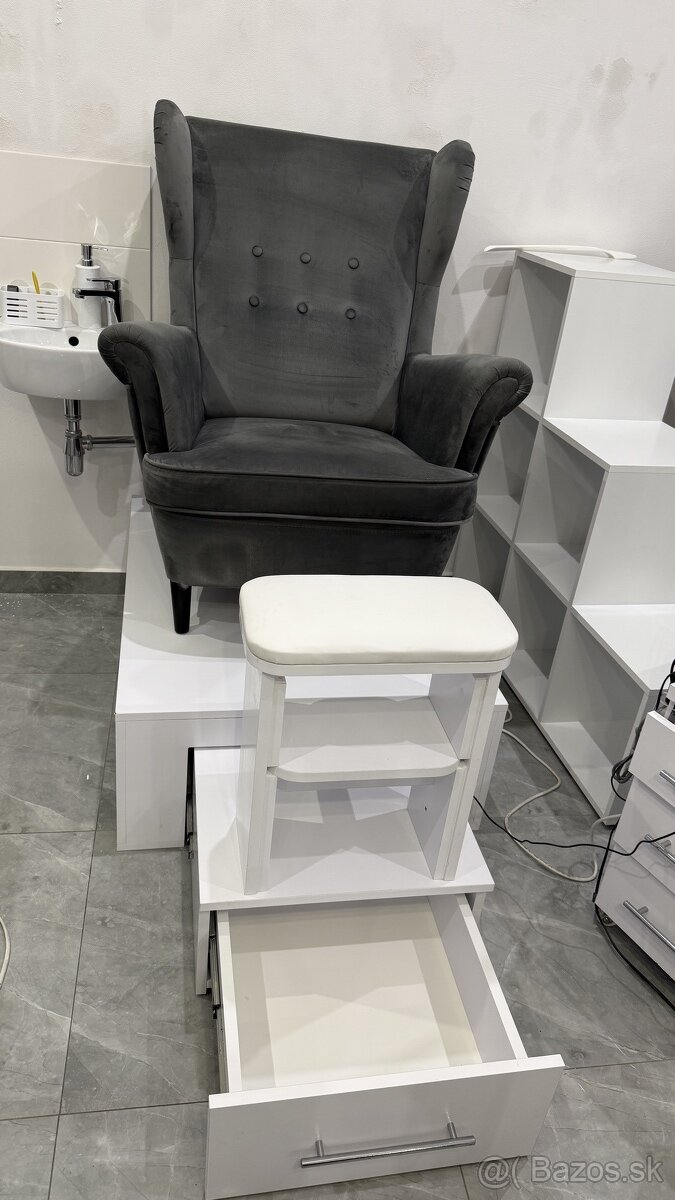 pedikérske pódiá - 3