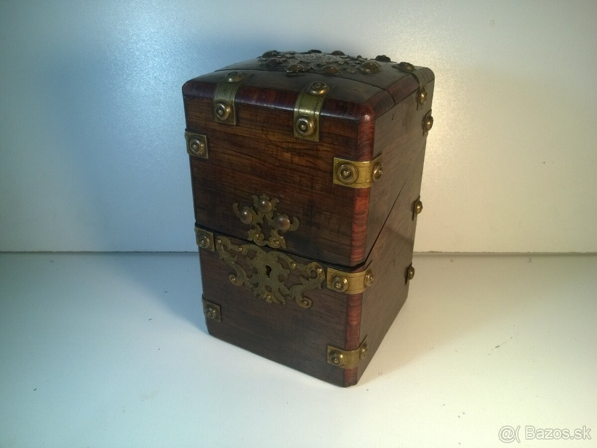 Starožitná drevená skrinka 19.storočie - 3