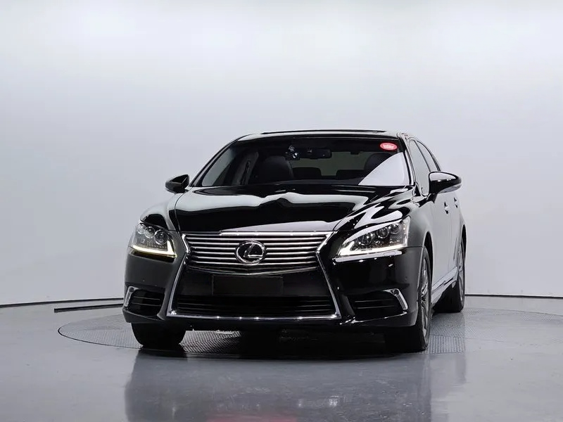 2015 LEXUS LS460 AWD - 3