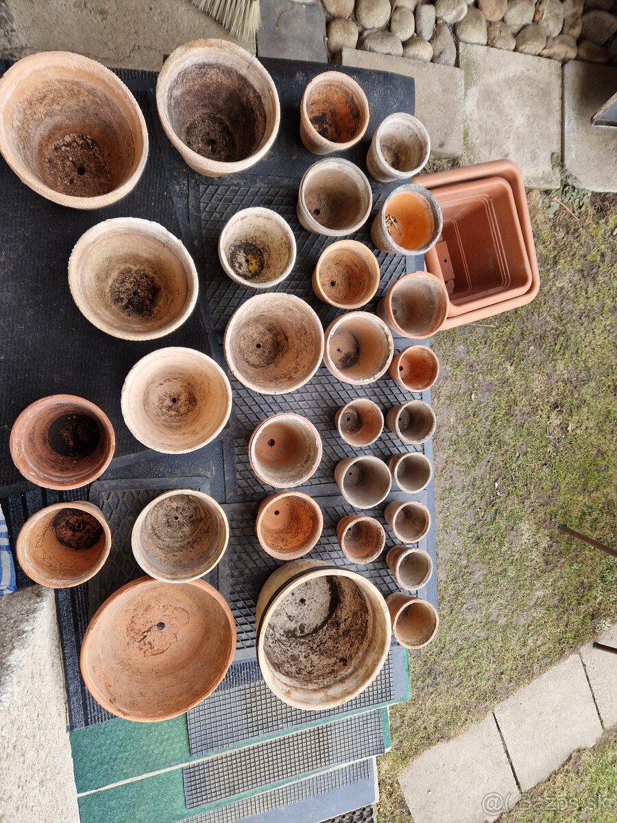 Hlinene kvetinace - 3