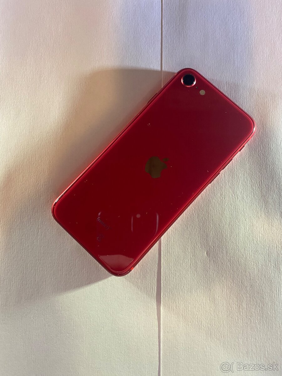 iPhone se 2.gen 2020 - 3