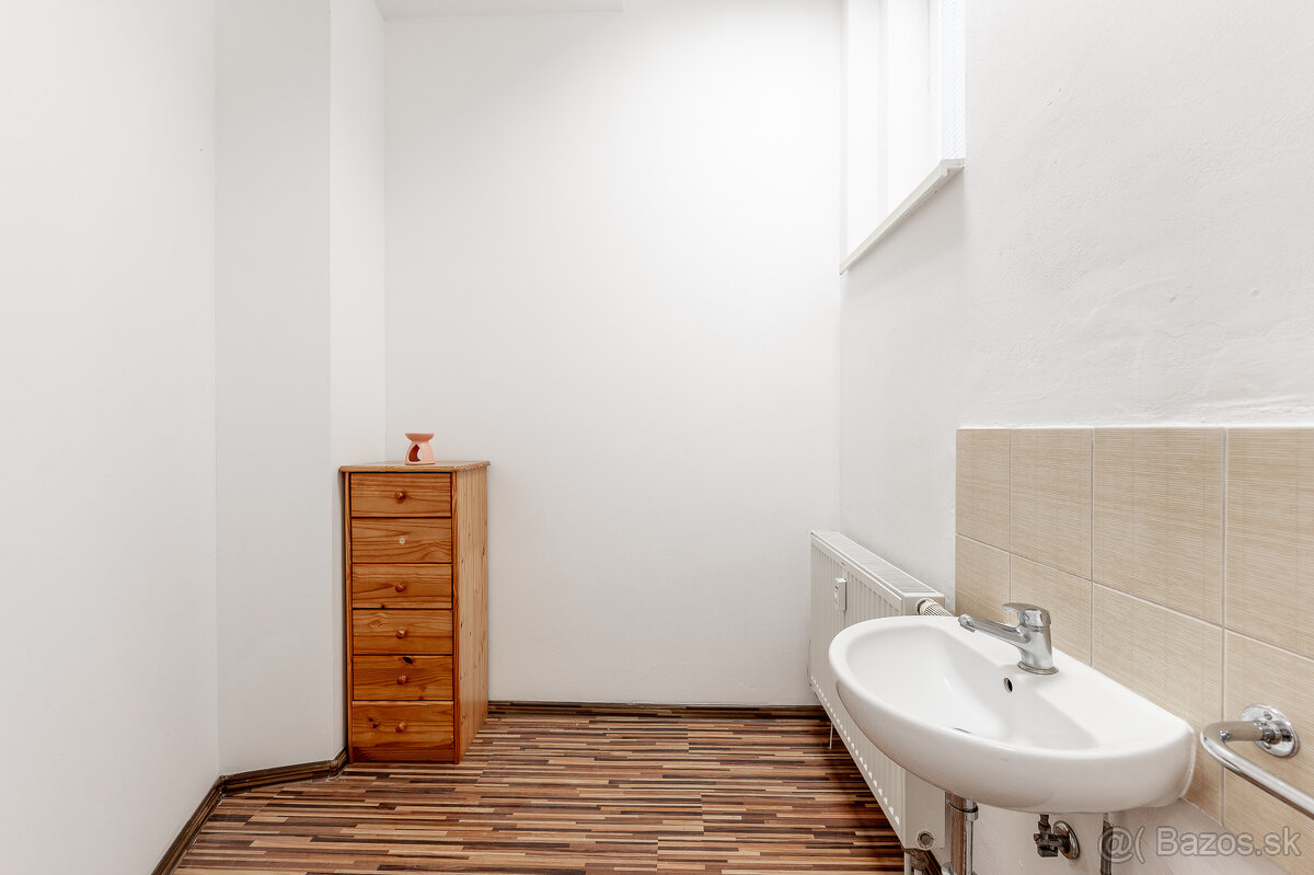 Na predaj komerčné priestory - Košice centrum - 3