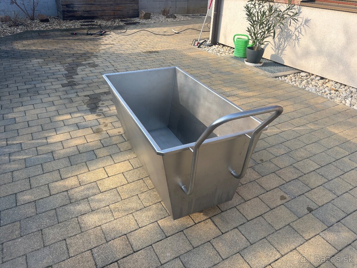 Predam Nerezovy vozik cca 250litrov - 3