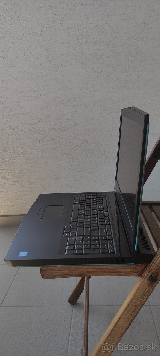 Notebook Dell Alienware 17 R5 - 3