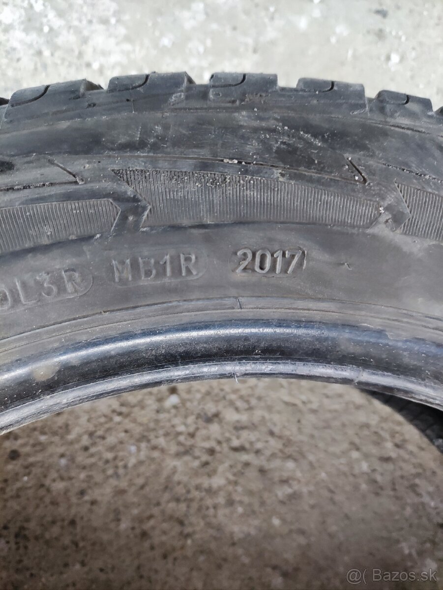 Zimné pneumatiky Goodyear 215/55 r17 - 3