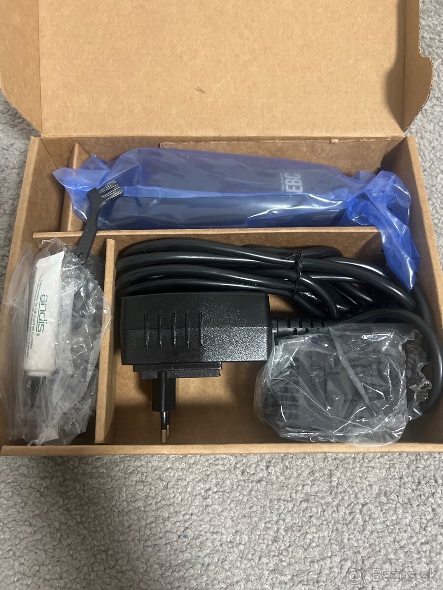 Strihací strojček ANDIS typ MBG-4 10 W - 3