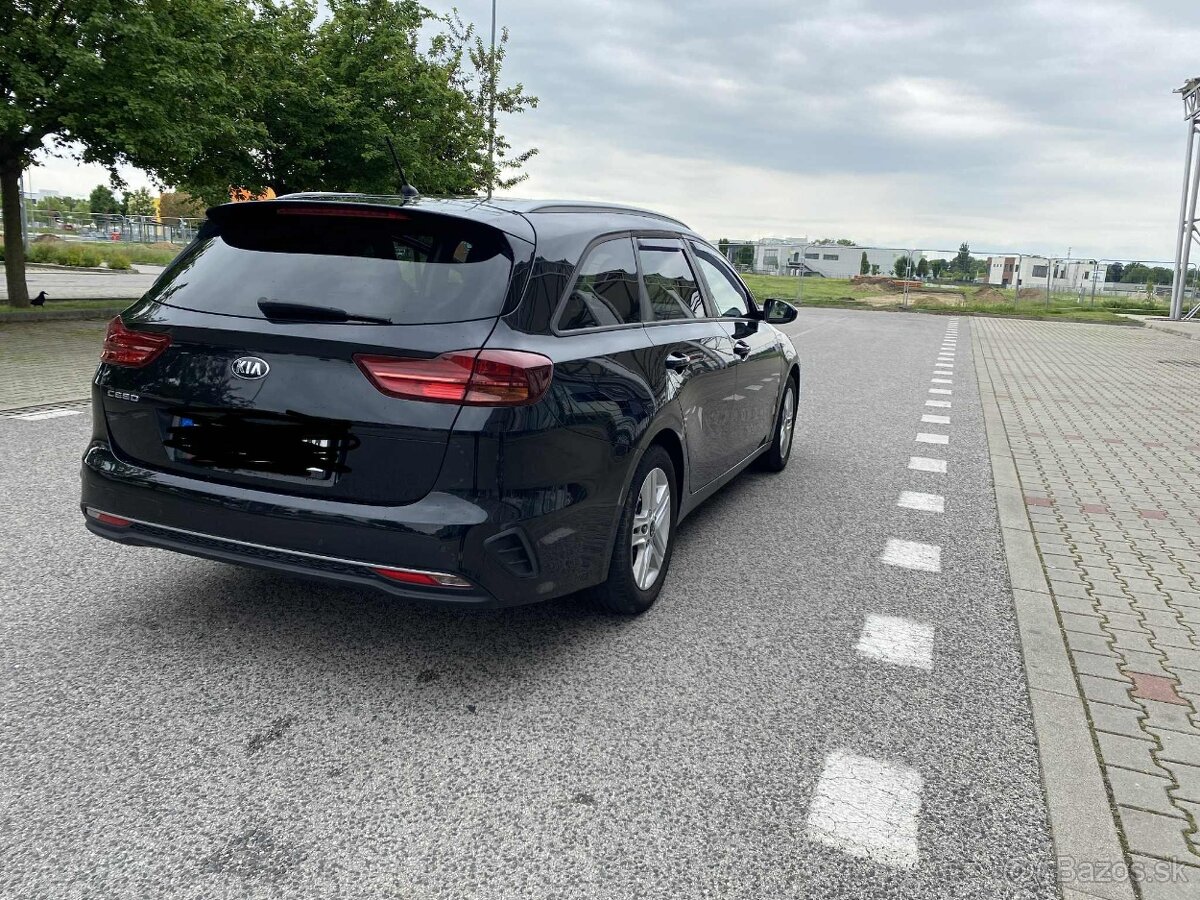 Predam Kiu Cee'd SW - 3