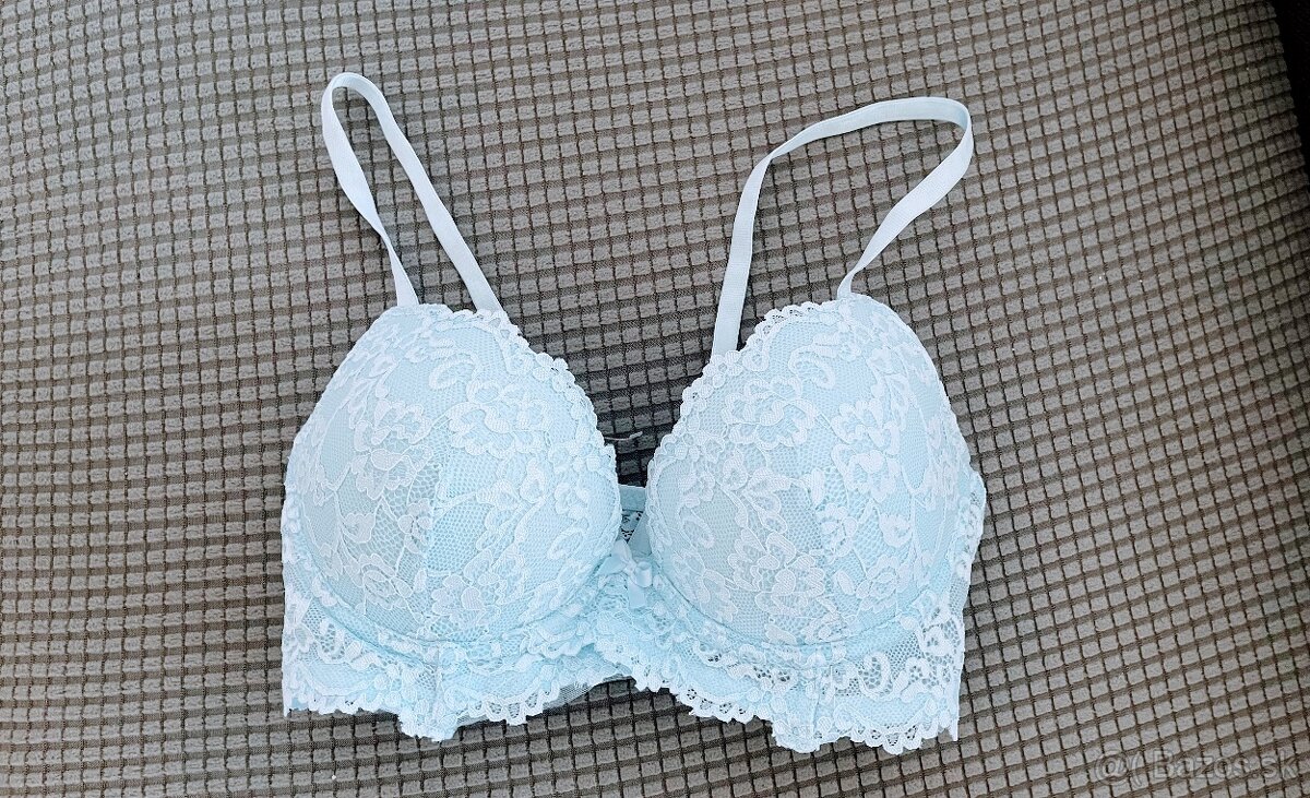 Push up Censored - 3