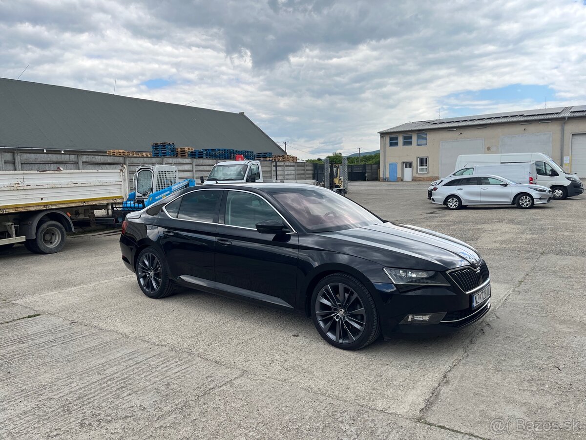 Škoda Superb - 3