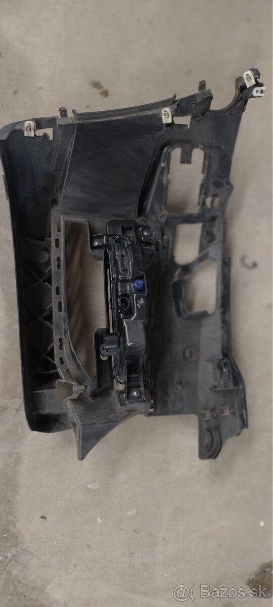 BMW G30 r.v. 2018, ľavá predná hmlovka. - 3