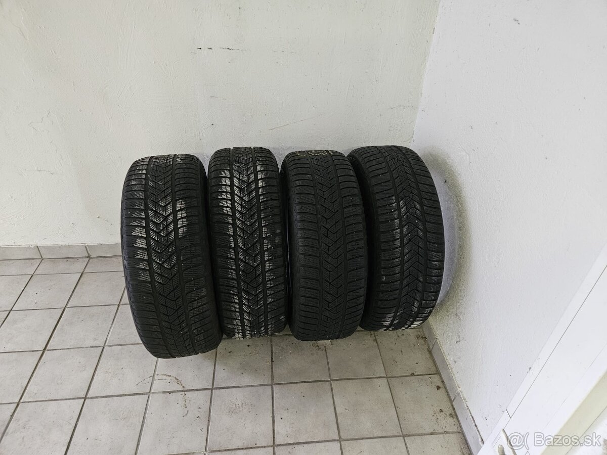 Pirelli245/50 R19 - 3