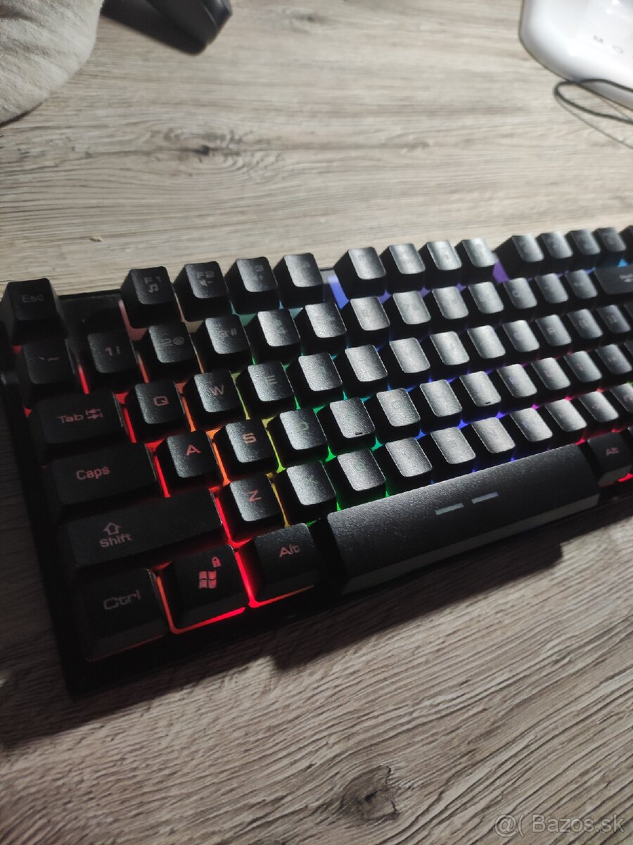 Podsvietena klávesnica - 3