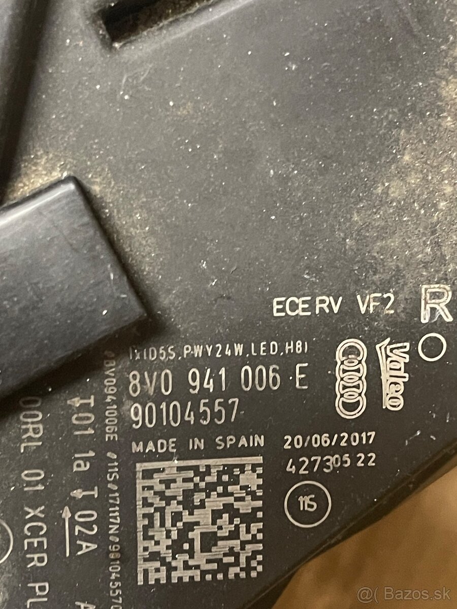 Svetlo Audi A3 8V XENON - 3