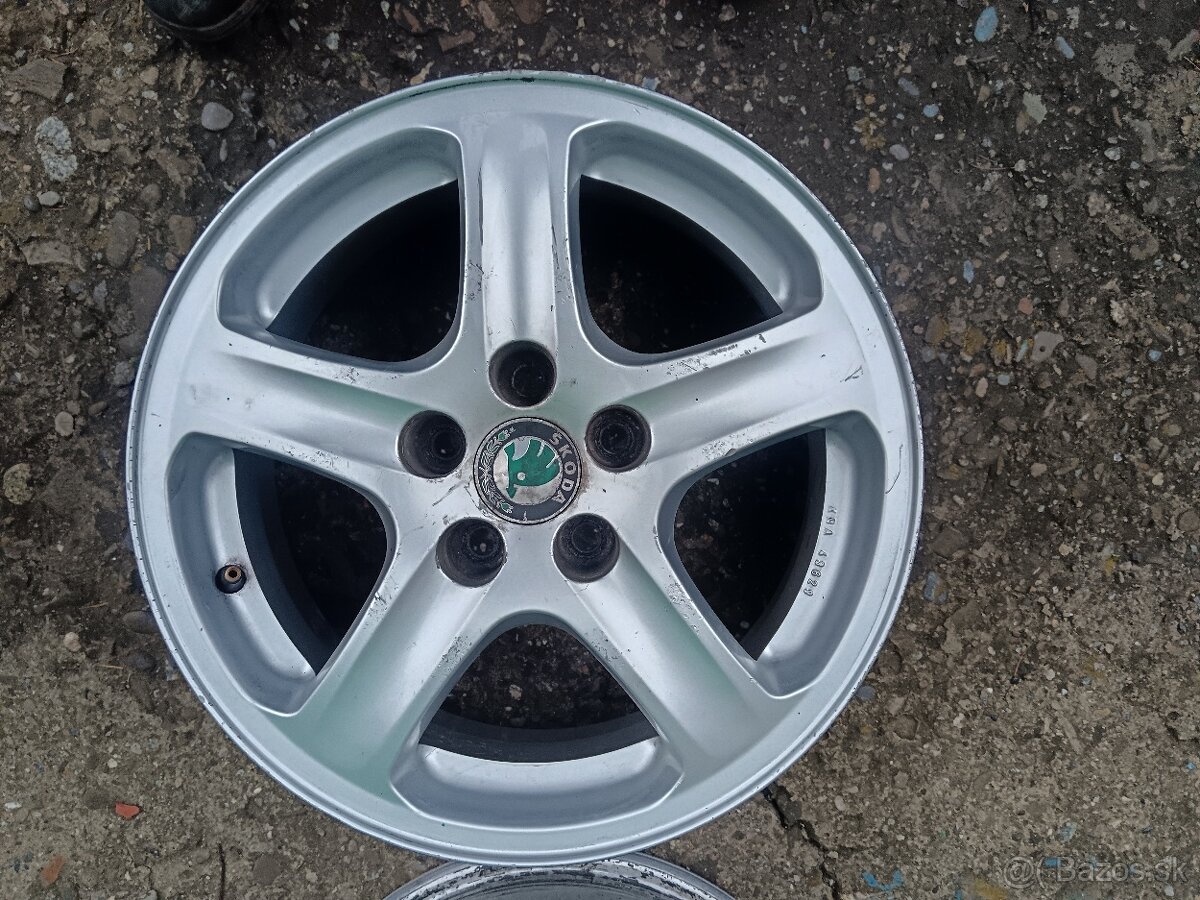 Predam elektrony 5x100 r15 skoda - 3