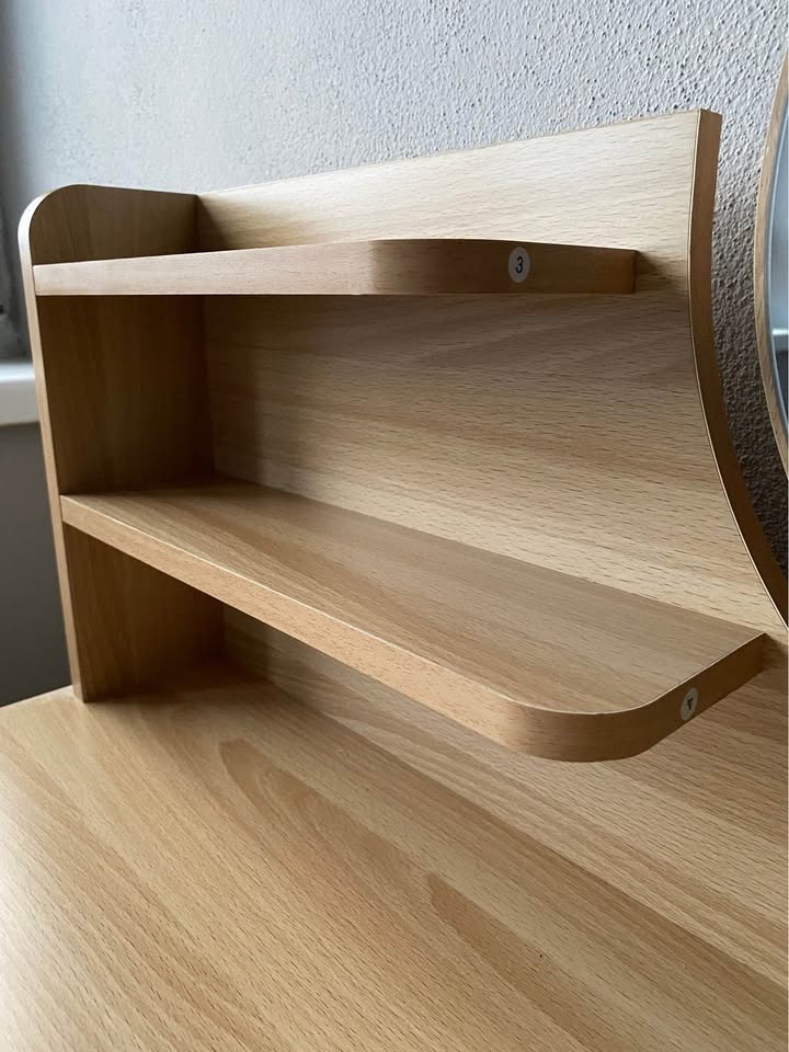 Kozmetický (toaletný) stolík - 3