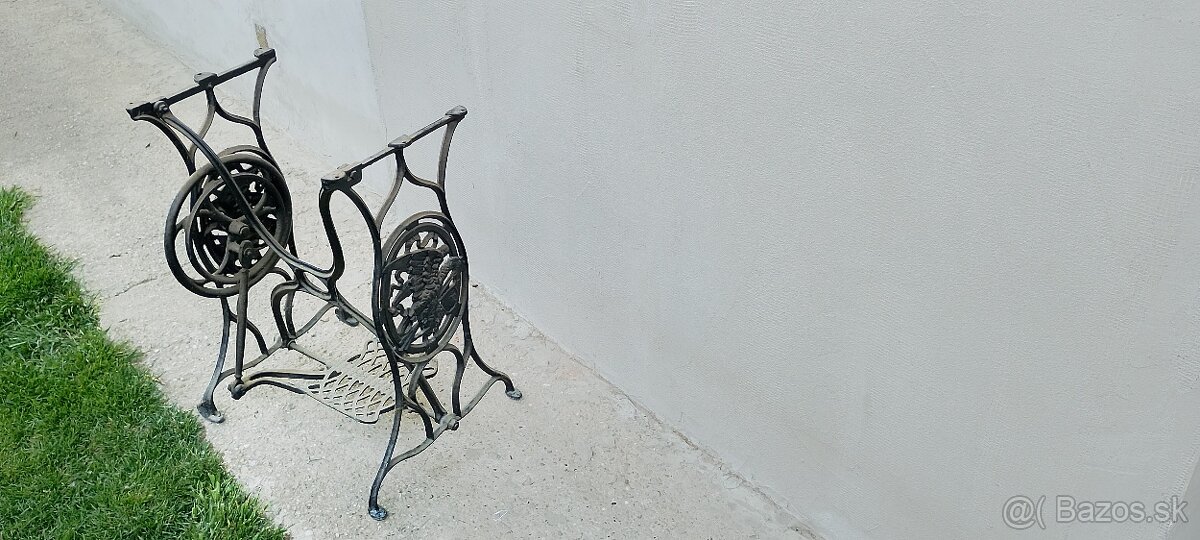 Predám stojan na šíjací stroj(Singer) - 3