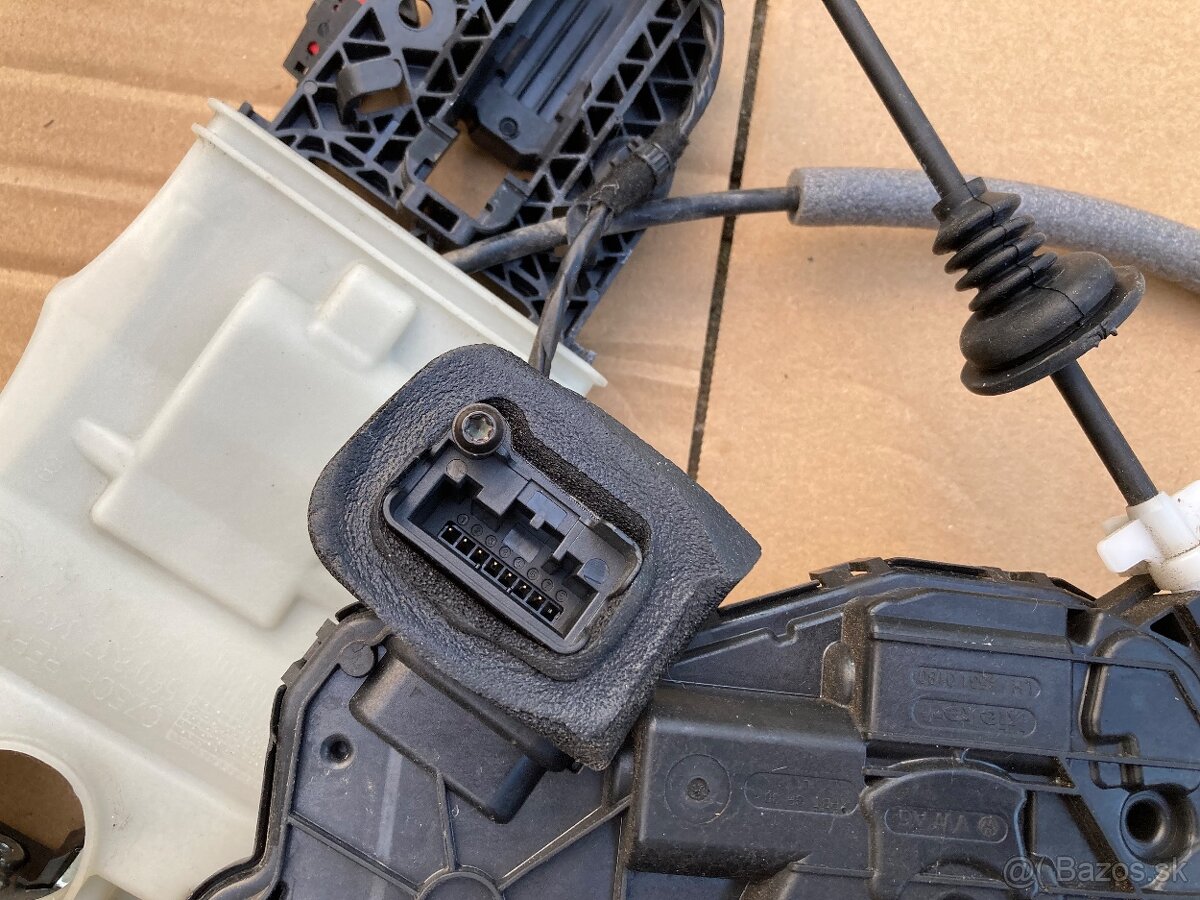 LP a PP zámok dverí na Fabia 3,Octavia 3 - 3