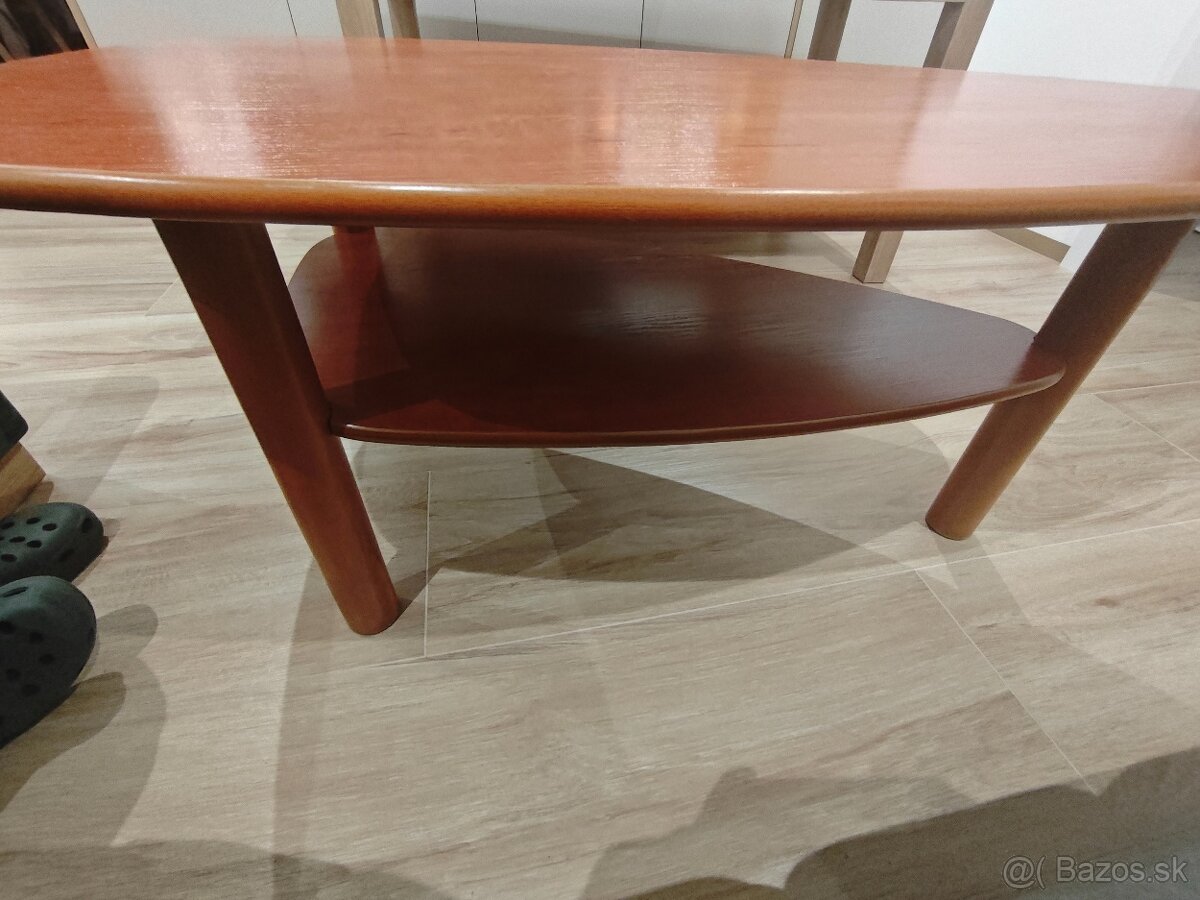 Konferenčný stolík - 3