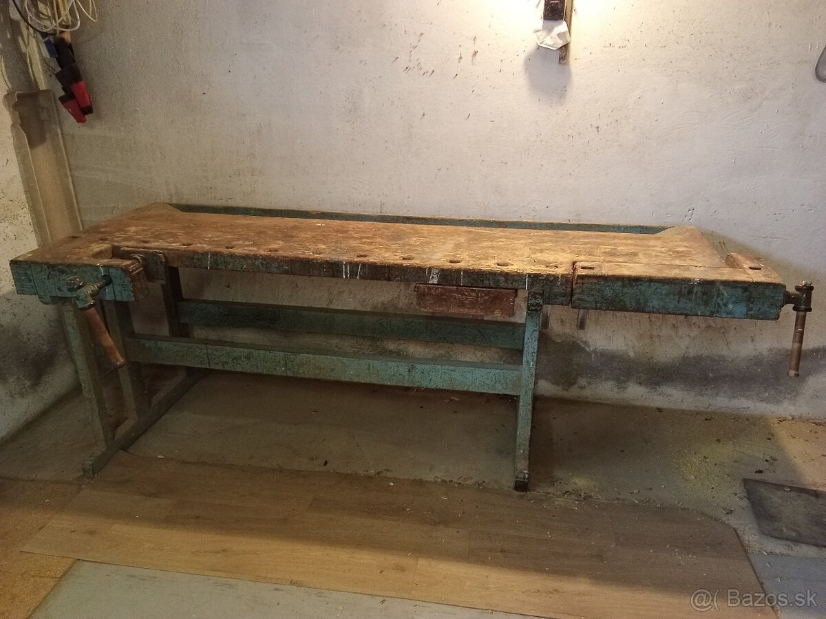 Hoblica, stolársky ponk - 3