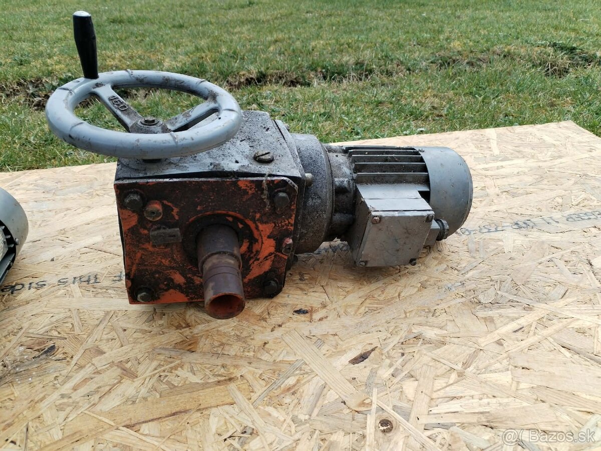 predám elektromotory uhlove prevodovky - 3
