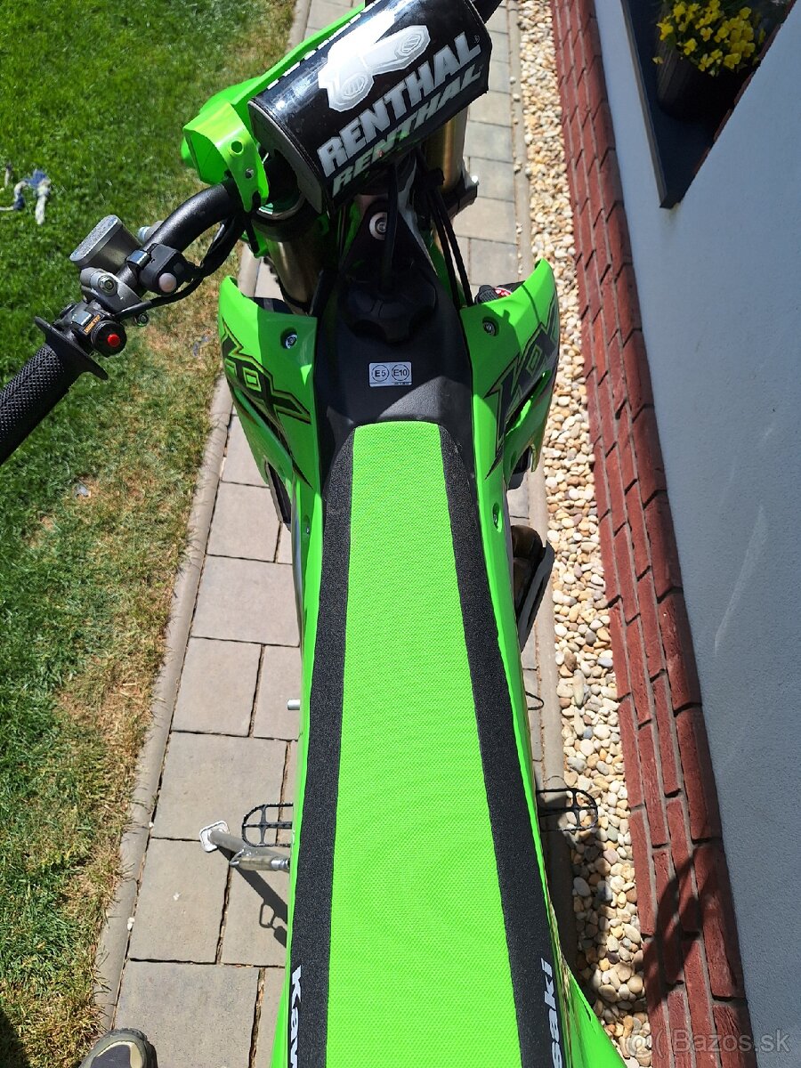 Kawasaki KX450 cross country