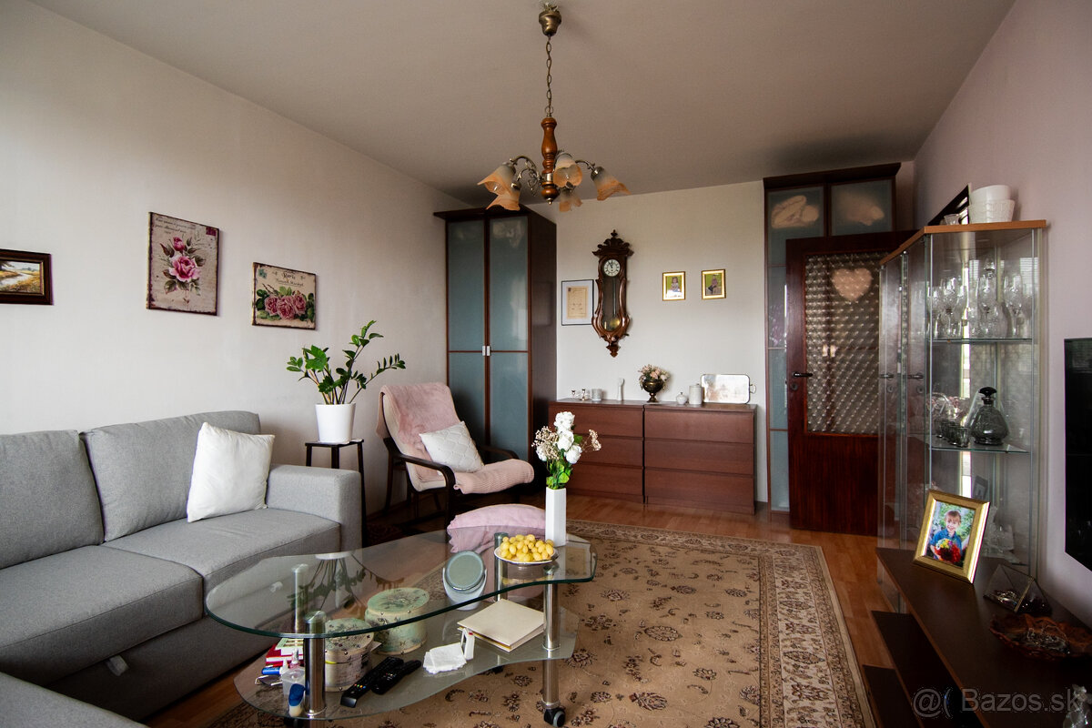 BA-Vrakuňa-príjemný 3 izb. byt-balkón aj loggia - 3