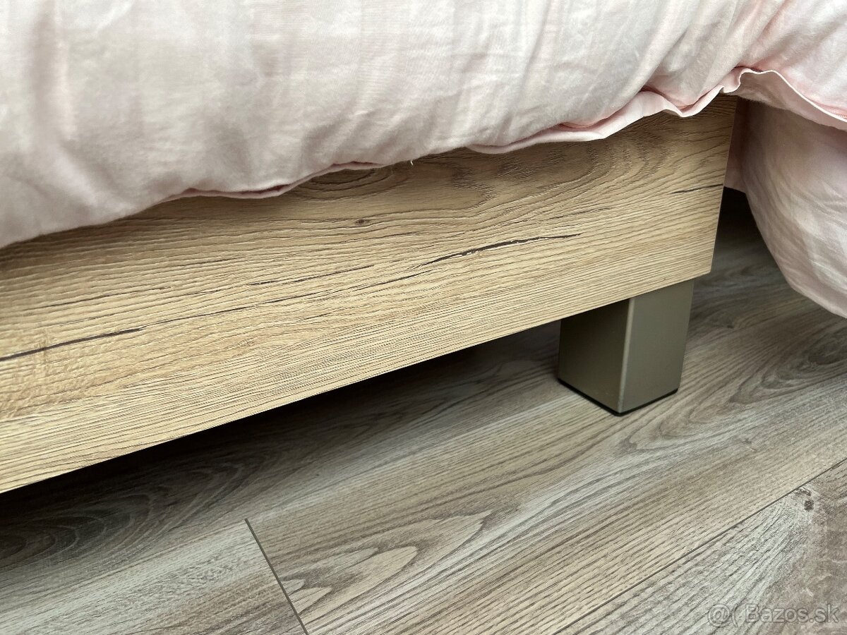 Manželská posteľ - 3