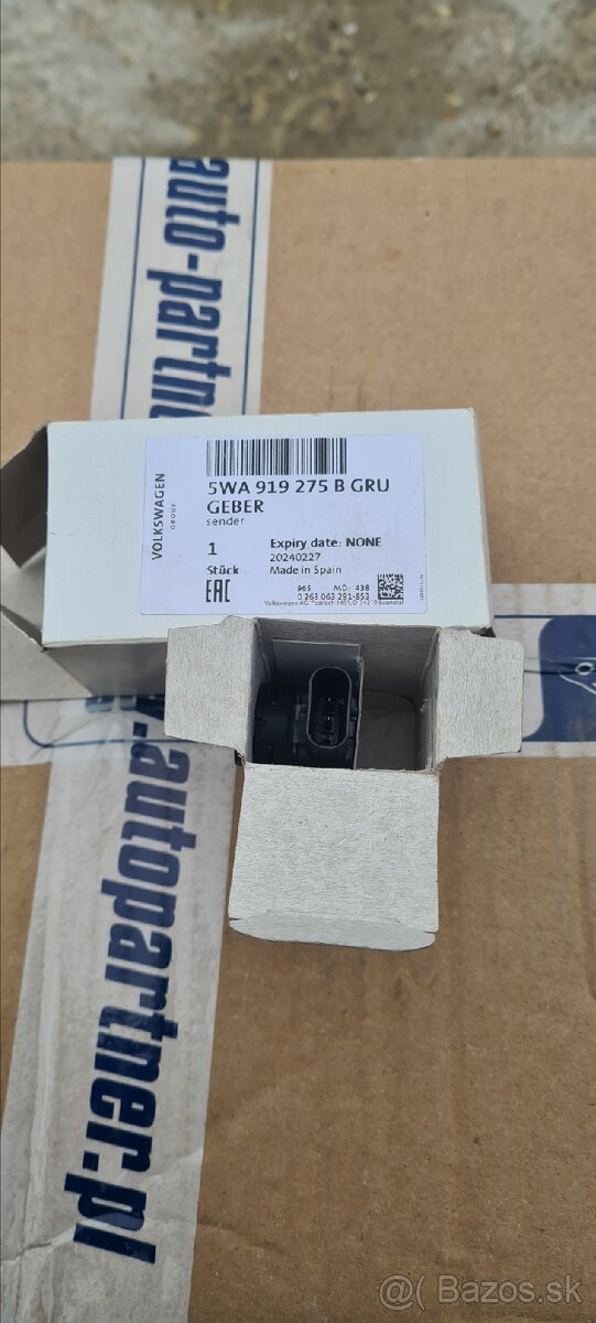 Predám nový originál parkovaci senzor VW AG - 3