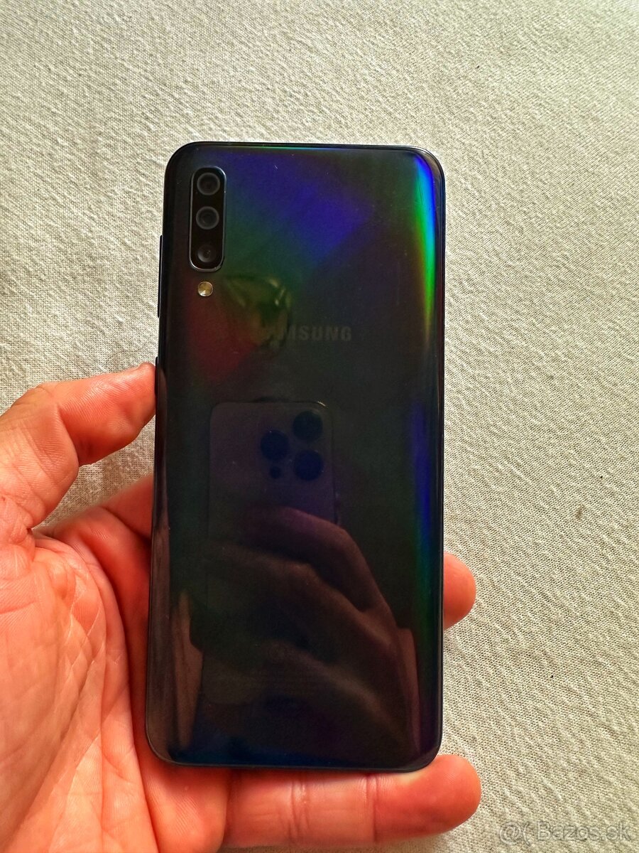 Samsung A50 128GB - aktuálne - kryt zdarma - 3