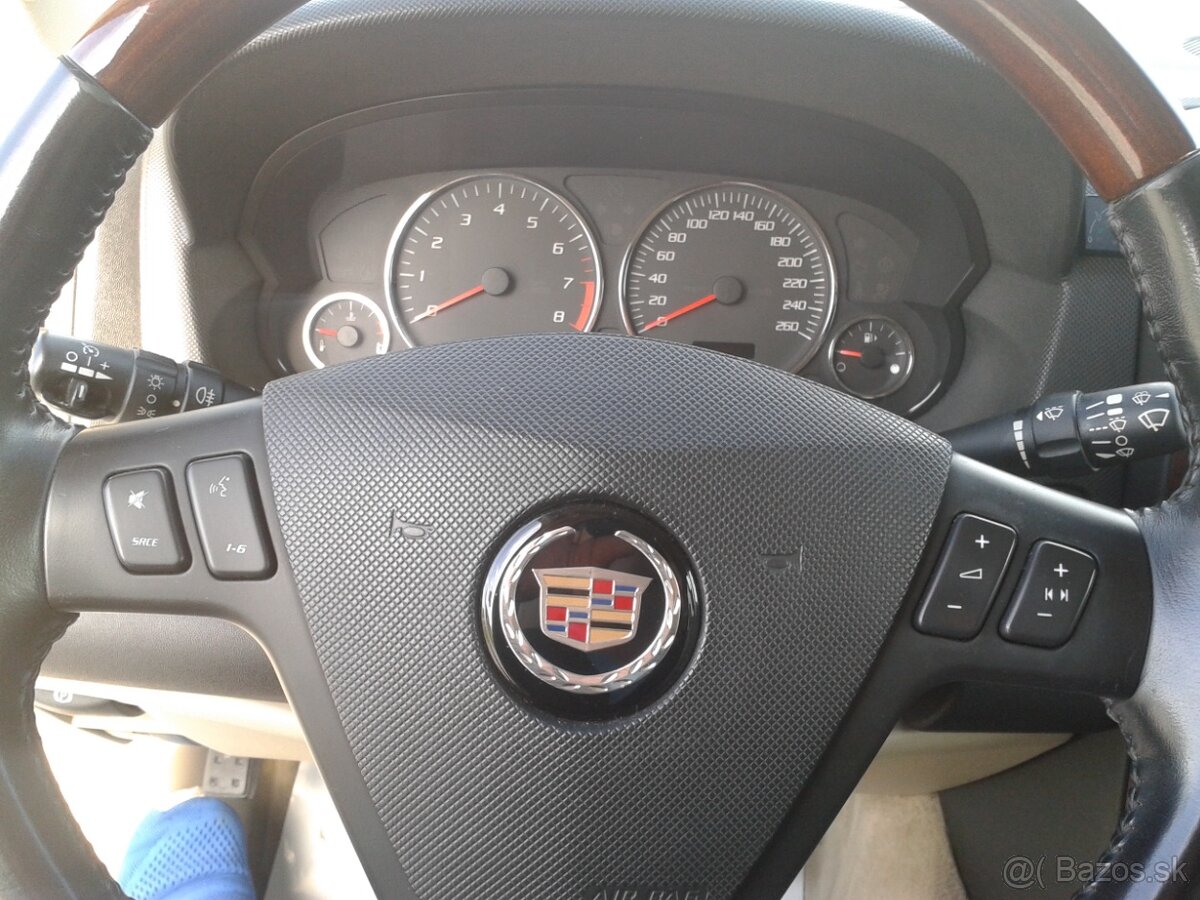 Predám Cadillac srx nordstar luxury r.v.2007 - 3