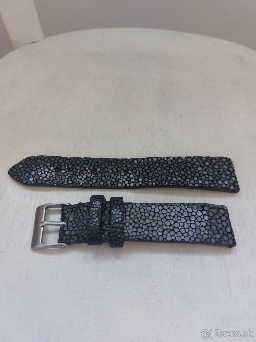 Cierny Stingray Remienok 20mm - 3