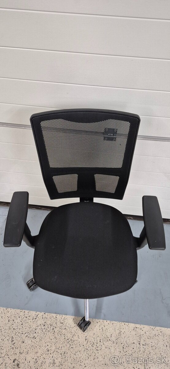Predám kancelársku stoličku - 3