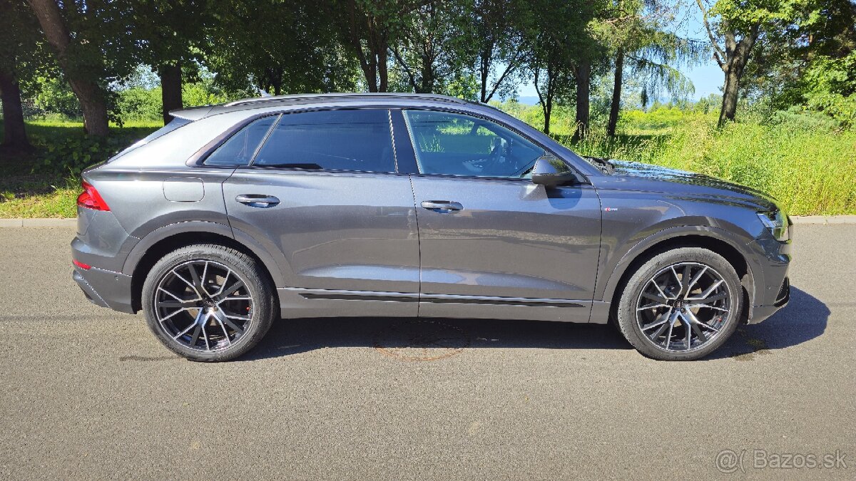 Audi Q8 45 3.0 TDI mHEV quattro tiptronic - 3