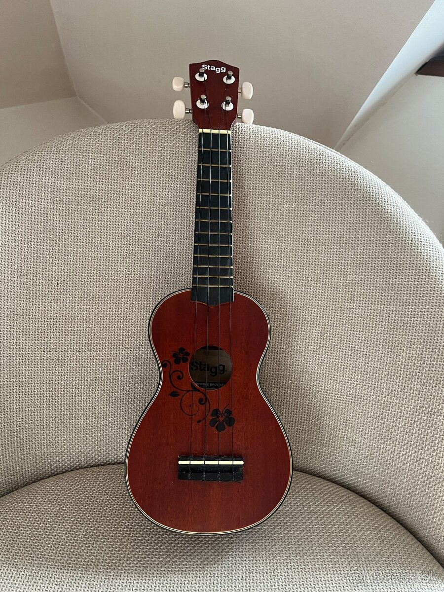 Ukulele - 3