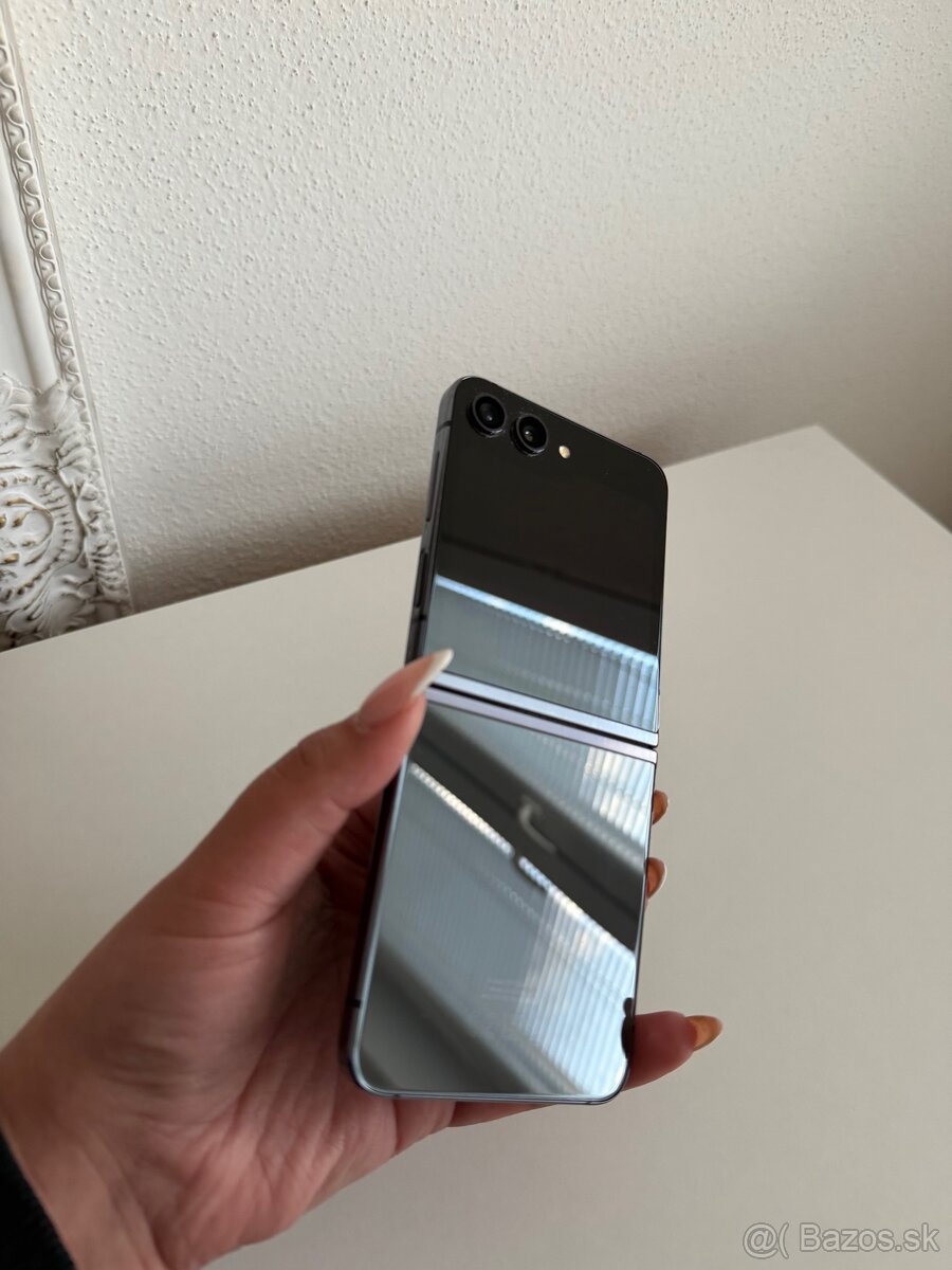 Samsung Z flip5 - 3