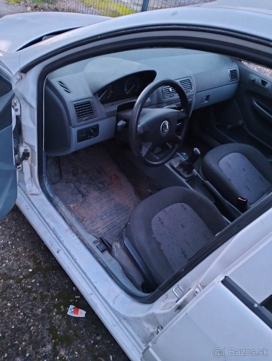 Škoda Fabia 2006 1.2htp 8v - 3