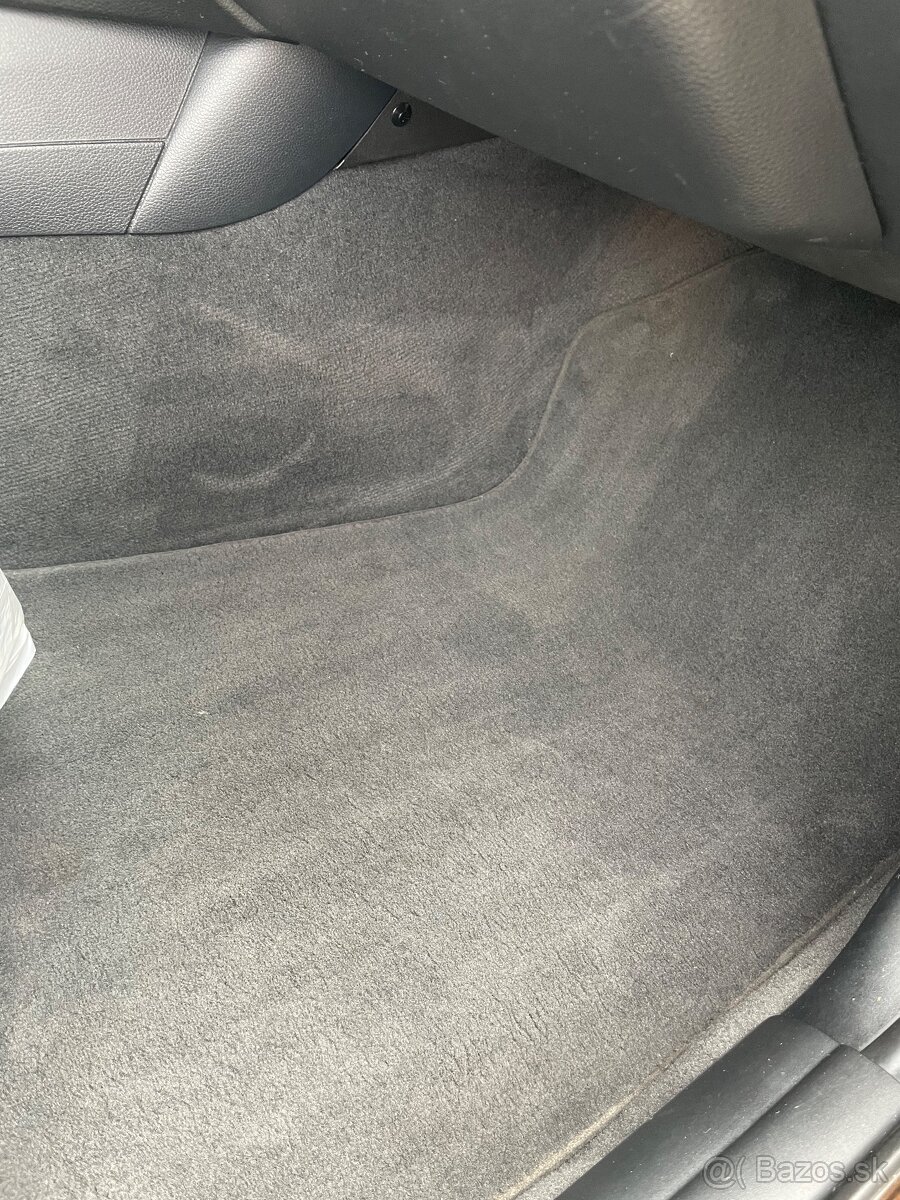 Predám BMW e87 118d - 3