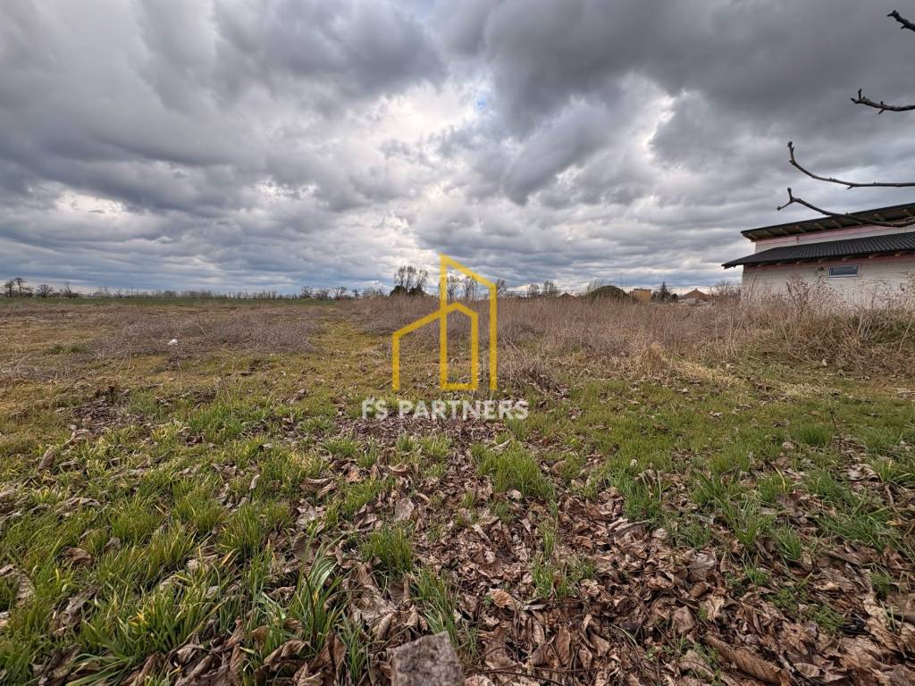 Zemianska Olča - Exkluzívny pozemok na predaj - 3