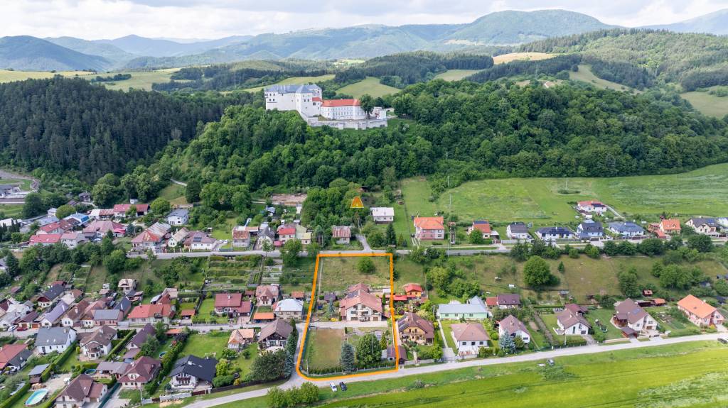Na predaj Rodinný dom -rezort - Banská Bystrica 4500m2 - 3