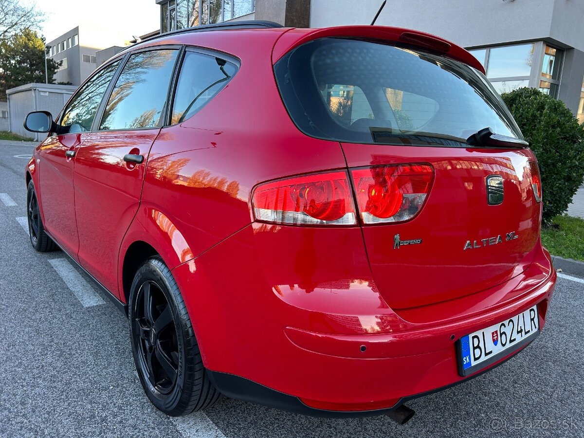 SEAT ALTEA XL,1.MAJITEĽ,111.900km, KÚPENÉ V SR, TOP STAV, - 3