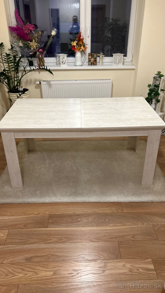 Jedálenský stôl + stoličky - 3