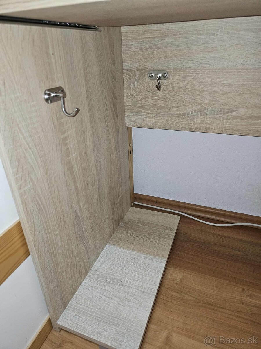 Stôl na počítač - 3