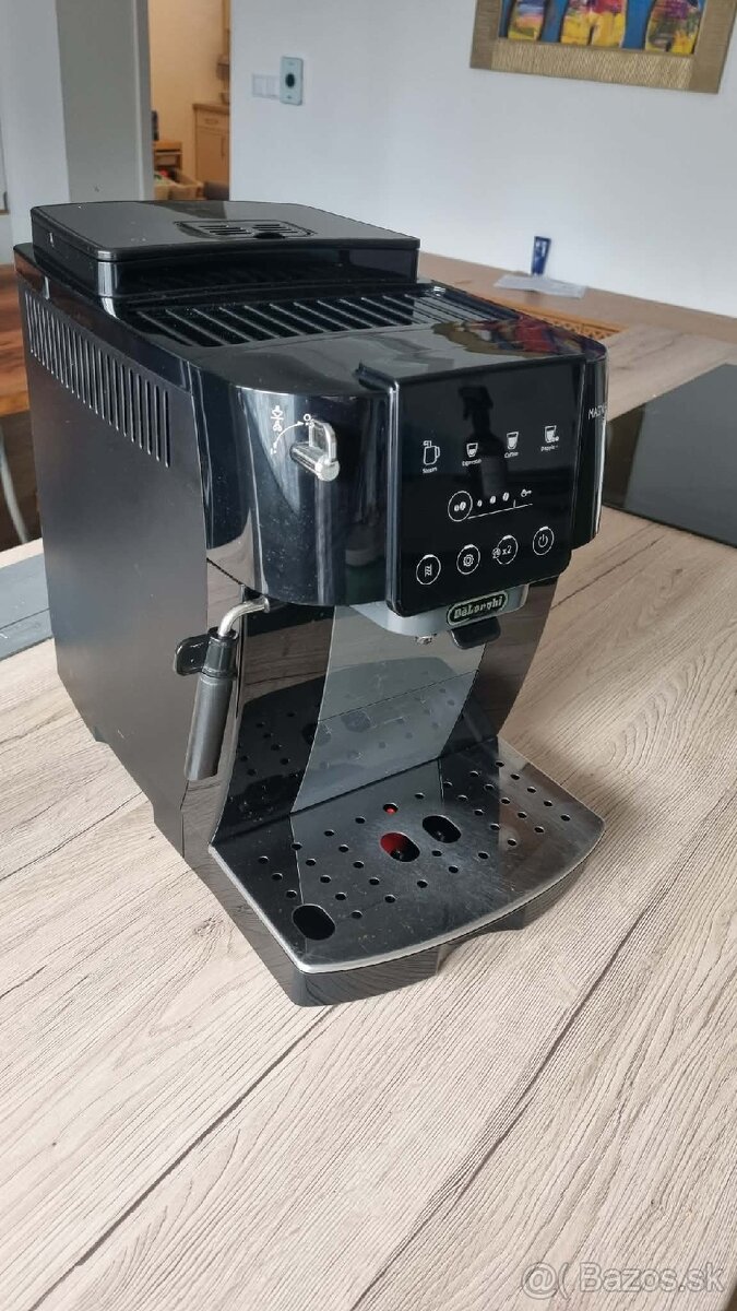 Automatický kávovar Delonghi - 3
