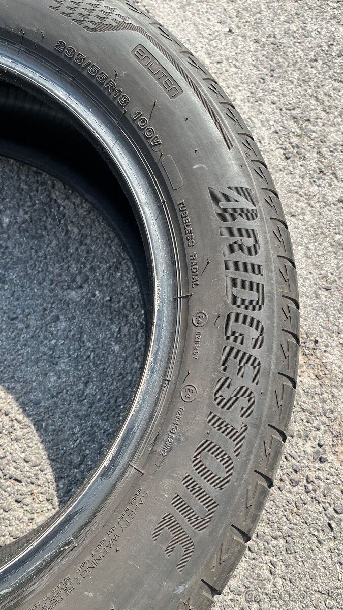 Letné pneu 235/55 r18 - 3