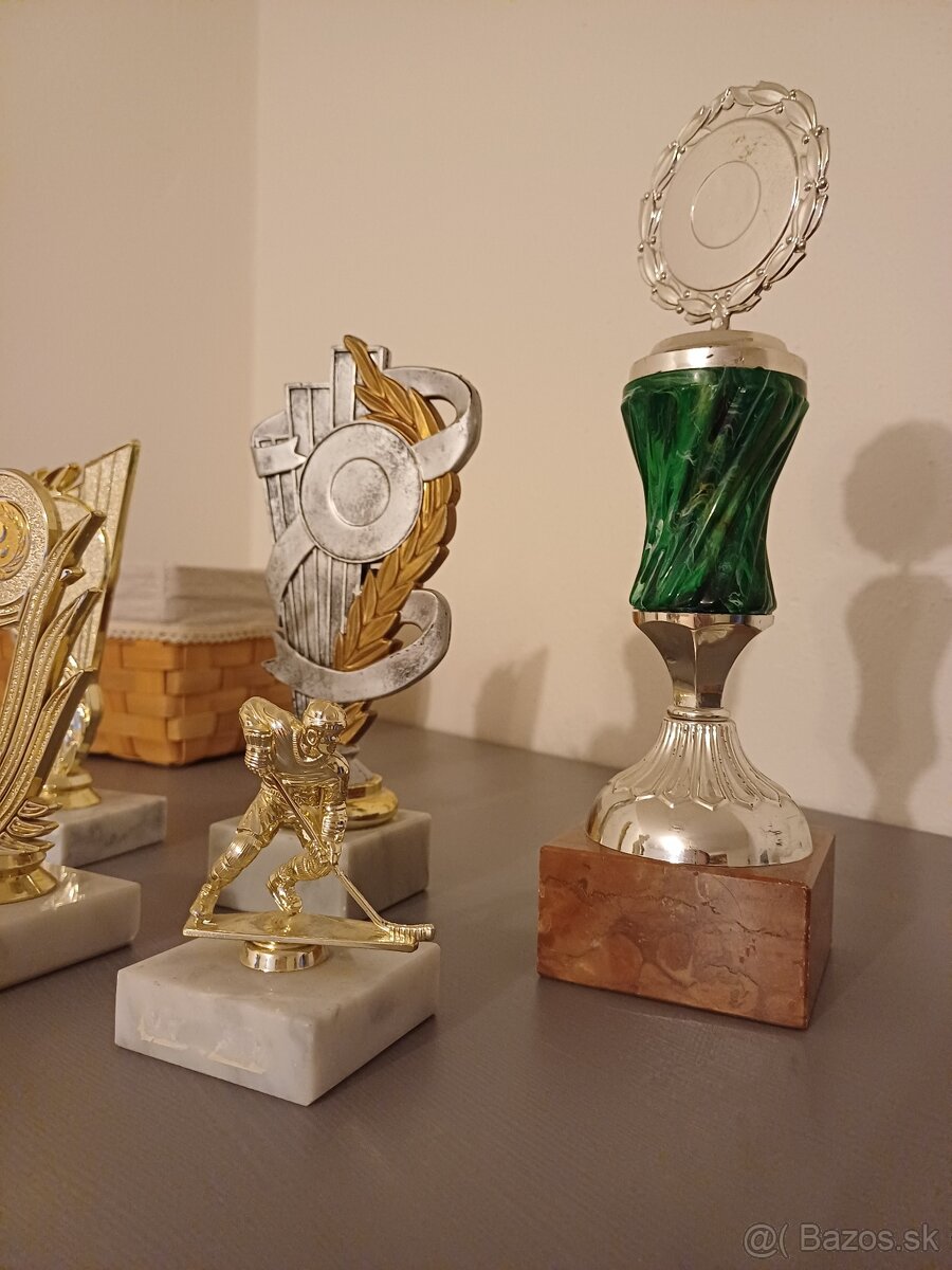 Trofeje medaily - 3