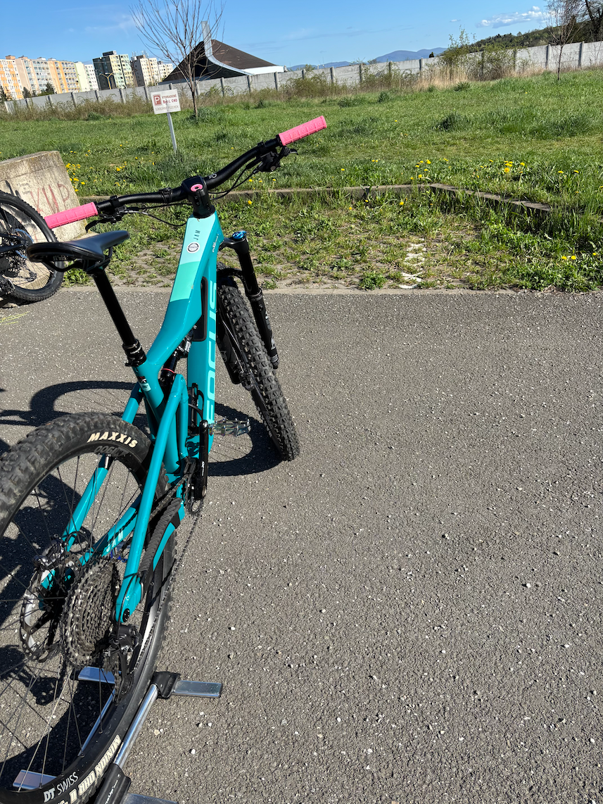 FOCUS JAM 8.9 karbonovy - 3