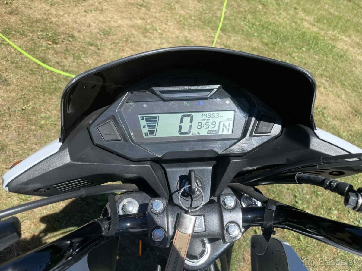Honda CBF125 - 3