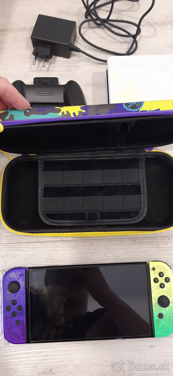 Nintendo Switch OLED Splatoon 3 Edition - 3