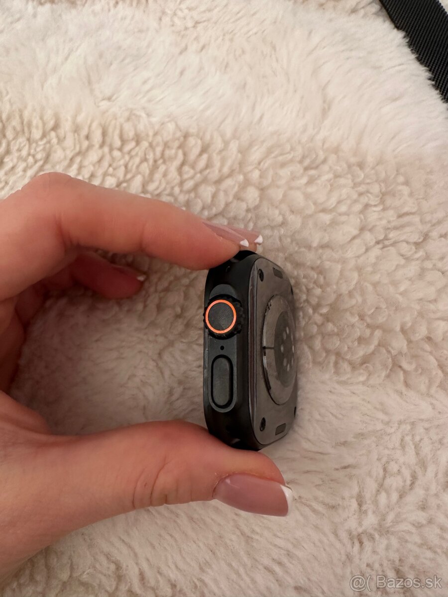 Apple Watch Ultra 2 (49 mm) Black Titanium - 3